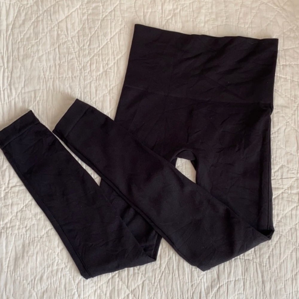 Spanx Look At Me Now Leggings